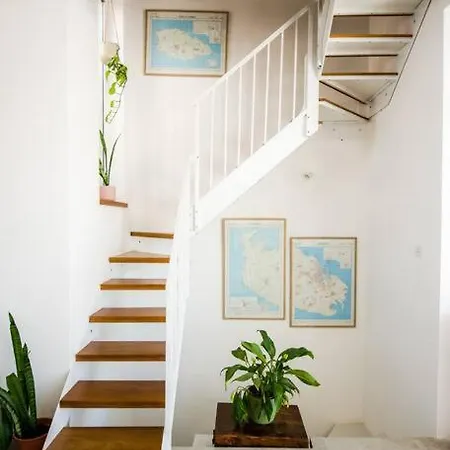 Sunny Swieqi Hideaway Apartman San Ġiljan